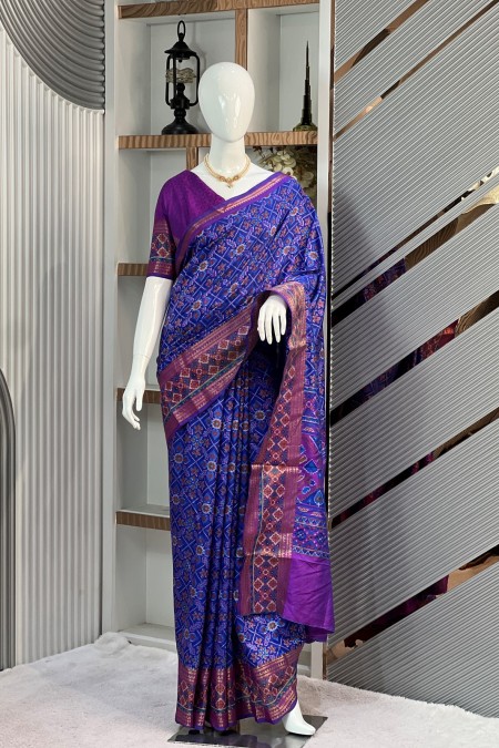 Patola Raw Silk Saree – Elegant Traditio...