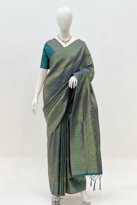 Peacock Green Soft Silk Kanchipuram Sare...