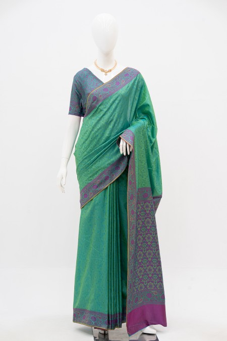 Pista Green Soft Silk Kanchipuram Saree...