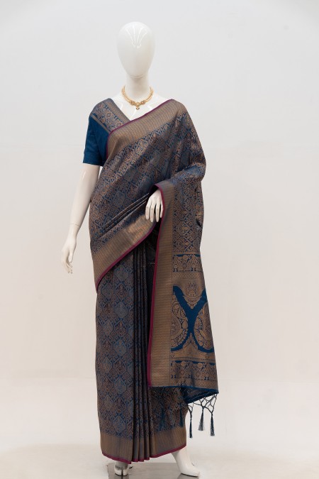 Dark Blue Soft Silk Kanchipuram Saree in...